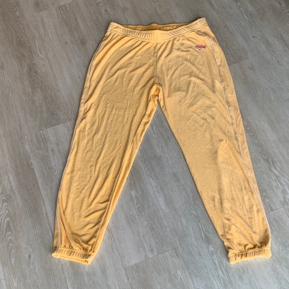 Nike Yellow Women’s Jogger Pants.  Size Large - Picture 1 of 4